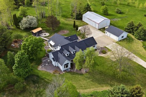 Photo of N1216 COUNTY ROAD KW -, Holland, WI 53013 (MLS # 1964042)
