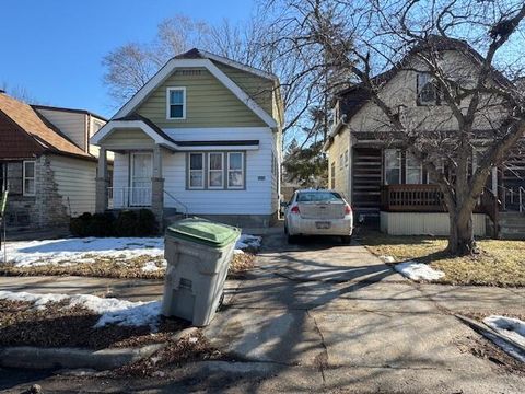 Photo of 4906 N 58th St, Milwaukee, WI 53218 (MLS # 1950805)