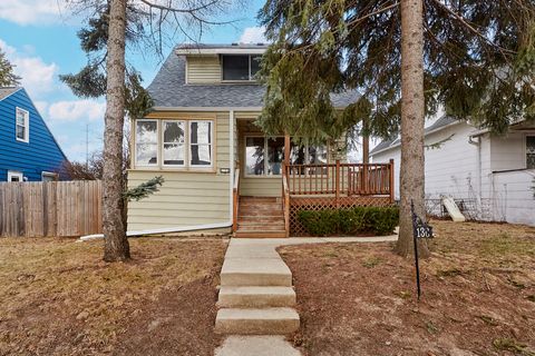 Photo of 136 S 75th St, Milwaukee, WI 53214 (MLS # 1911814)