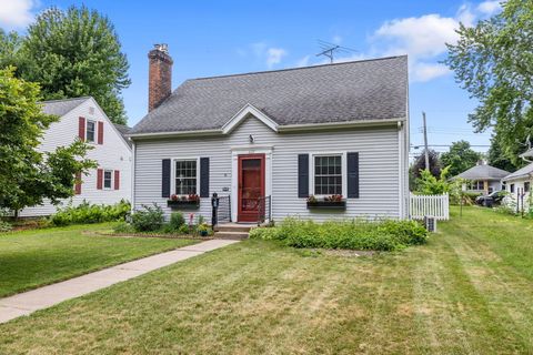 Photo of 637 23rd St N, La Crosse, WI 54601 (MLS # 1967861)