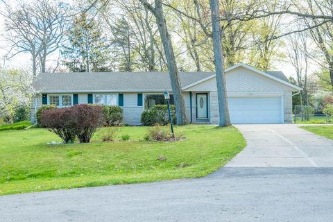 Photo of N50W16323 Pin Oak Ct, Menomonee Falls, WI 53051 (MLS # 1960531)