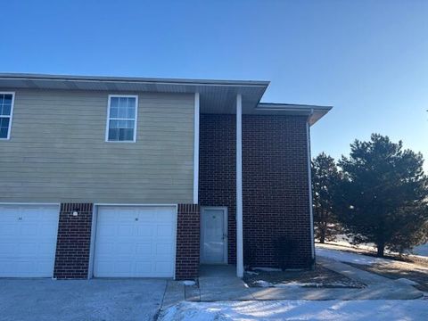 Photo of 6846 102nd St, Pleasant Prairie, WI 53158 (MLS # 1949590)