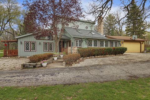 Photo of N7307 Mariner Hills Cir, La Grange, WI 53121 (MLS # 1961446)