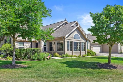 Photo of N69W15495 Macallan Ct, Menomonee Falls, WI 53051 (MLS # 1927660)