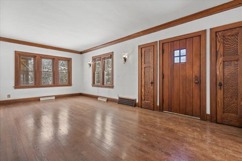 Photo of W140N10259 Fond Du Lac Ave, Germantown, WI 53022 (MLS # 1944384)