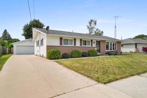 Photo of 2015 Richmond Ave, Manitowoc, WI 54220 (MLS # 1976991)