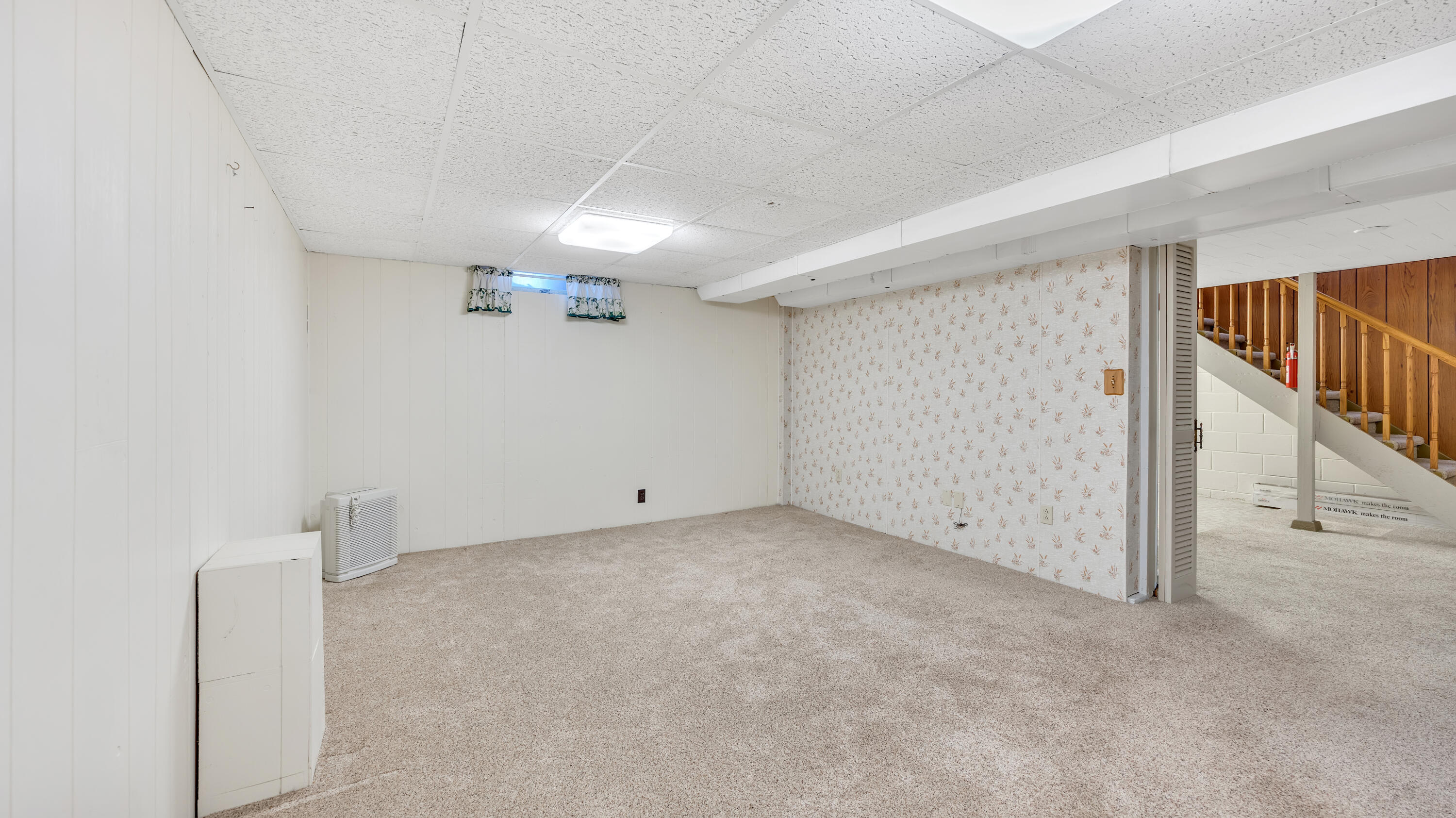 Sheboygan Falls, Wisconsin 53085, United States, 2 Bedrooms Bedrooms, ,2 BathroomsBathrooms,Residential,Active,252509