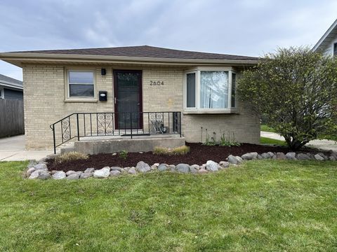 Photo of 2604 Grove Ave, Racine, WI 53405 (MLS # 1951477)