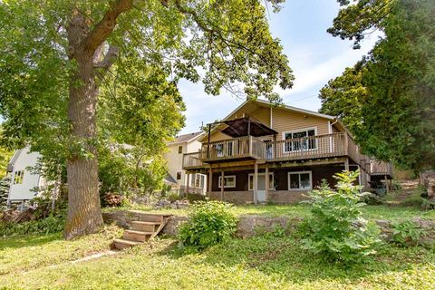 Photo of N4973 Lake Dr, Hubbard, WI 53034 (MLS # 1930427)