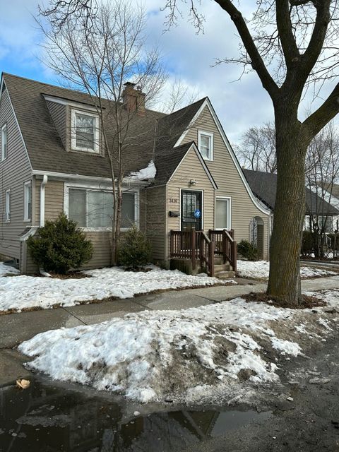 Photo of 5110 N 60th St, Milwaukee, WI 53218 (MLS # 1949726)