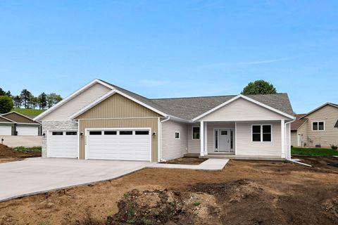 Photo of 21594 Somerset Down Ln, Galesville, WI 54630 (MLS # 1964239)