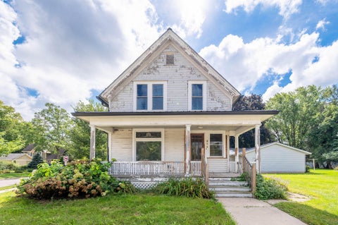 Photo of 224 Mulberry St, Lake Mills, WI 53551 (MLS # 1979343)