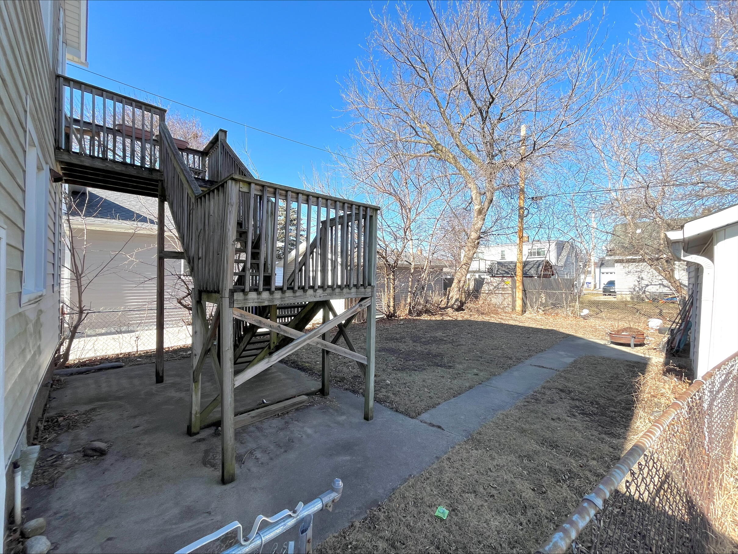 Kenosha, Wisconsin 53140, United States, 4 Bedrooms Bedrooms, ,2 BathroomsBathrooms,Residential,Pending,6386