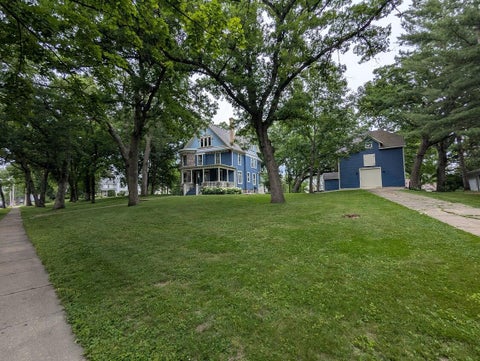 Photo of 534 S Jackson St, Waterloo, WI 53594 (MLS # 1975906)