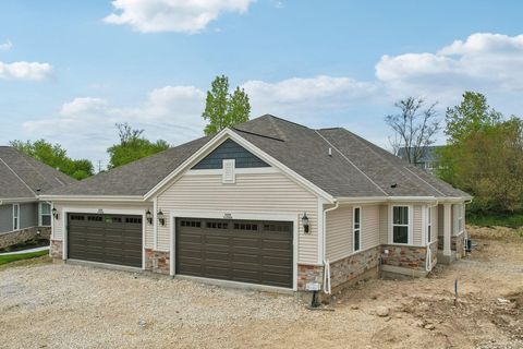 Photo of W204N17669 Laurel Pl, Jackson, WI 53037 (MLS # 1958568)