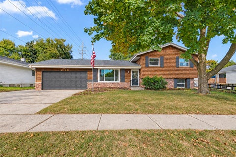 Photo of 2118 Canary St, West Bend, WI 53090 (MLS # 1985814)