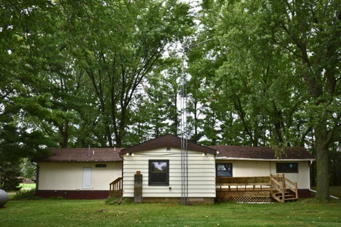 Photo of W7017 Redwood Rd, Chester, WI 53922 (MLS # 1980930)