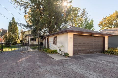 Photo of W969 Miramar Dr, East Troy, WI 53120 (MLS # 1957544)