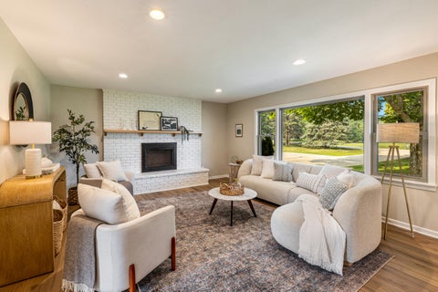 Photo of 11630 N Riverland Rd, Mequon, WI 53092 (MLS # 1981895)