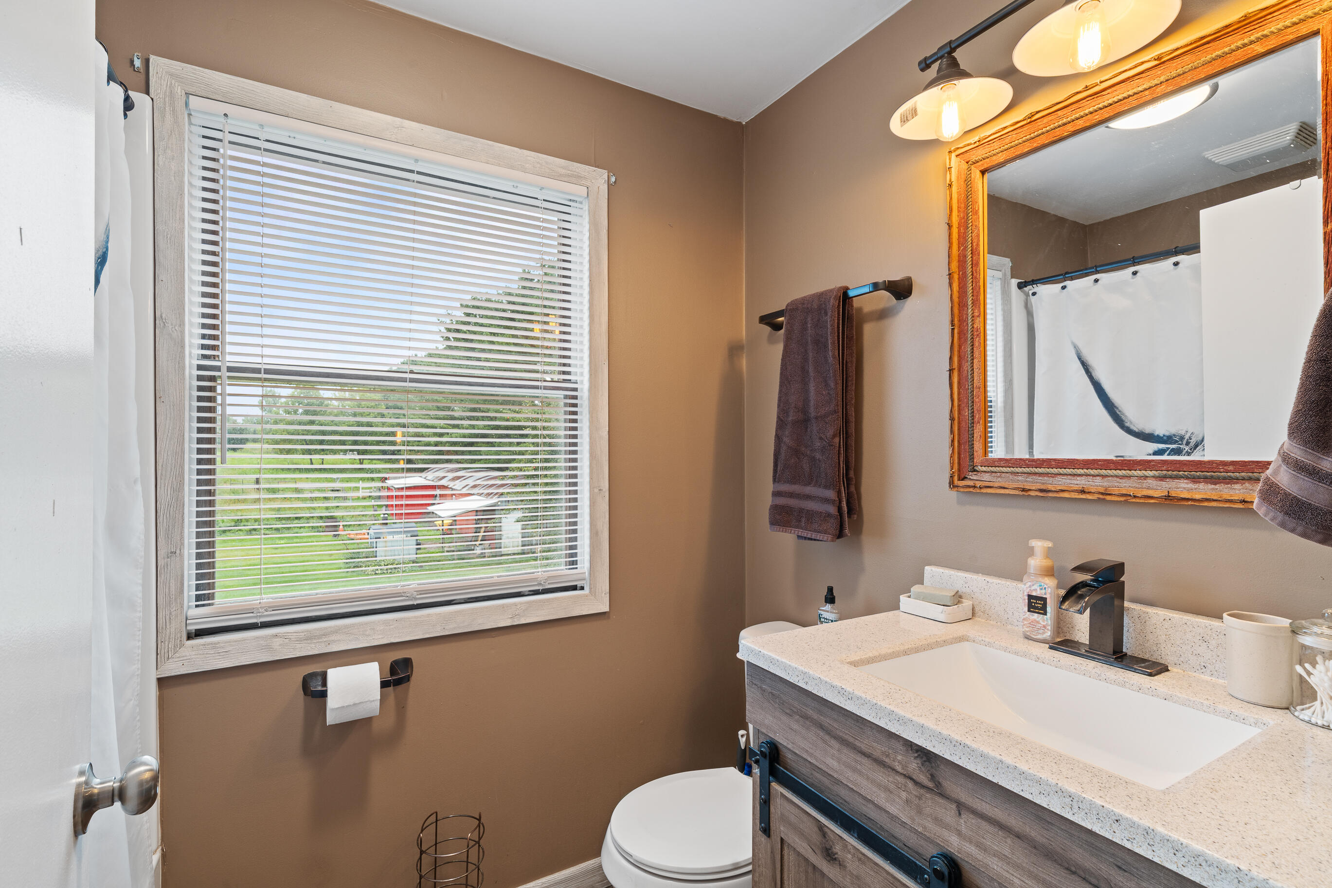 Walworth, Wisconsin 53184, United States, 3 Bedrooms Bedrooms, ,2 BathroomsBathrooms,Residential,Active,204714