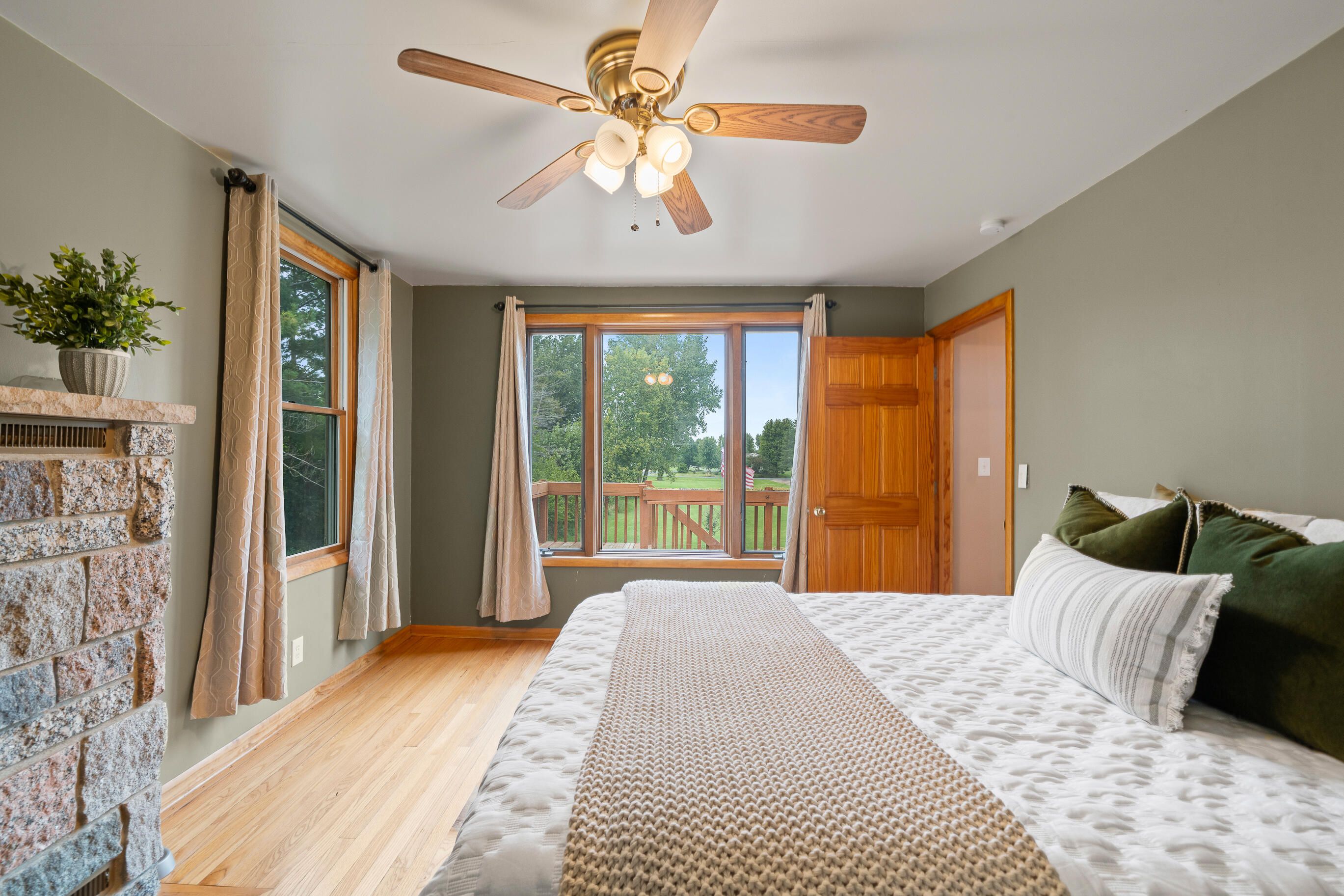 Walworth, Wisconsin 53184, United States, 3 Bedrooms Bedrooms, ,2 BathroomsBathrooms,Residential,Active,204714