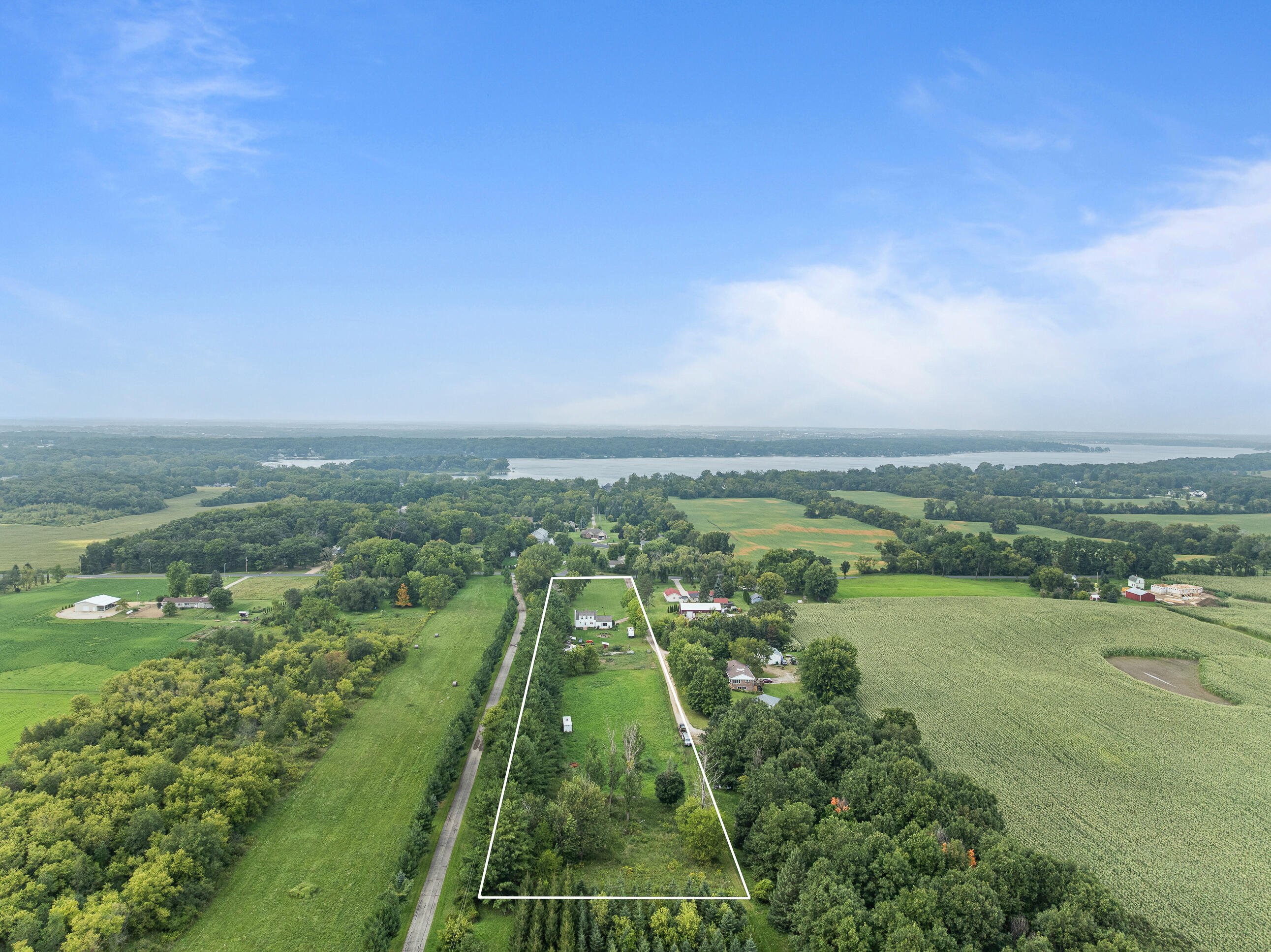 Walworth, Wisconsin 53184, United States, 3 Bedrooms Bedrooms, ,2 BathroomsBathrooms,Residential,Active,204714