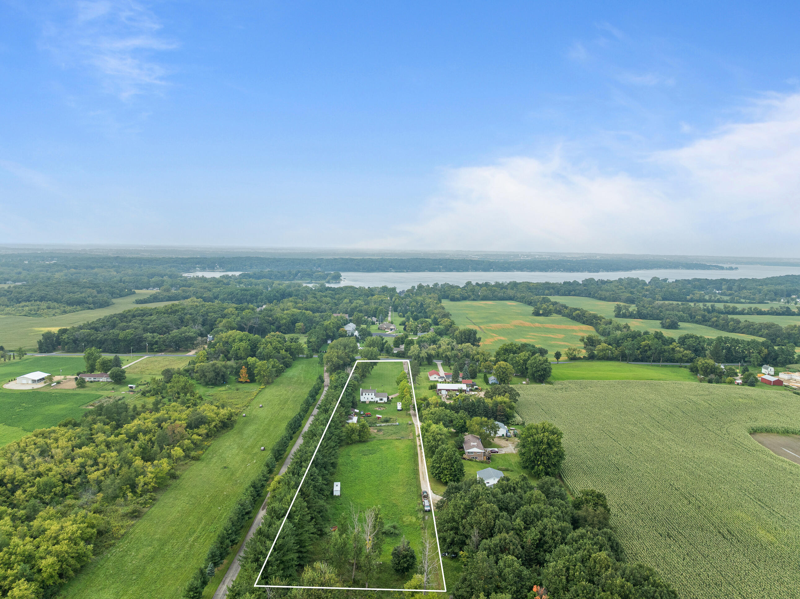 Walworth, Wisconsin 53184, United States, 3 Bedrooms Bedrooms, ,2 BathroomsBathrooms,Residential,Active,204714