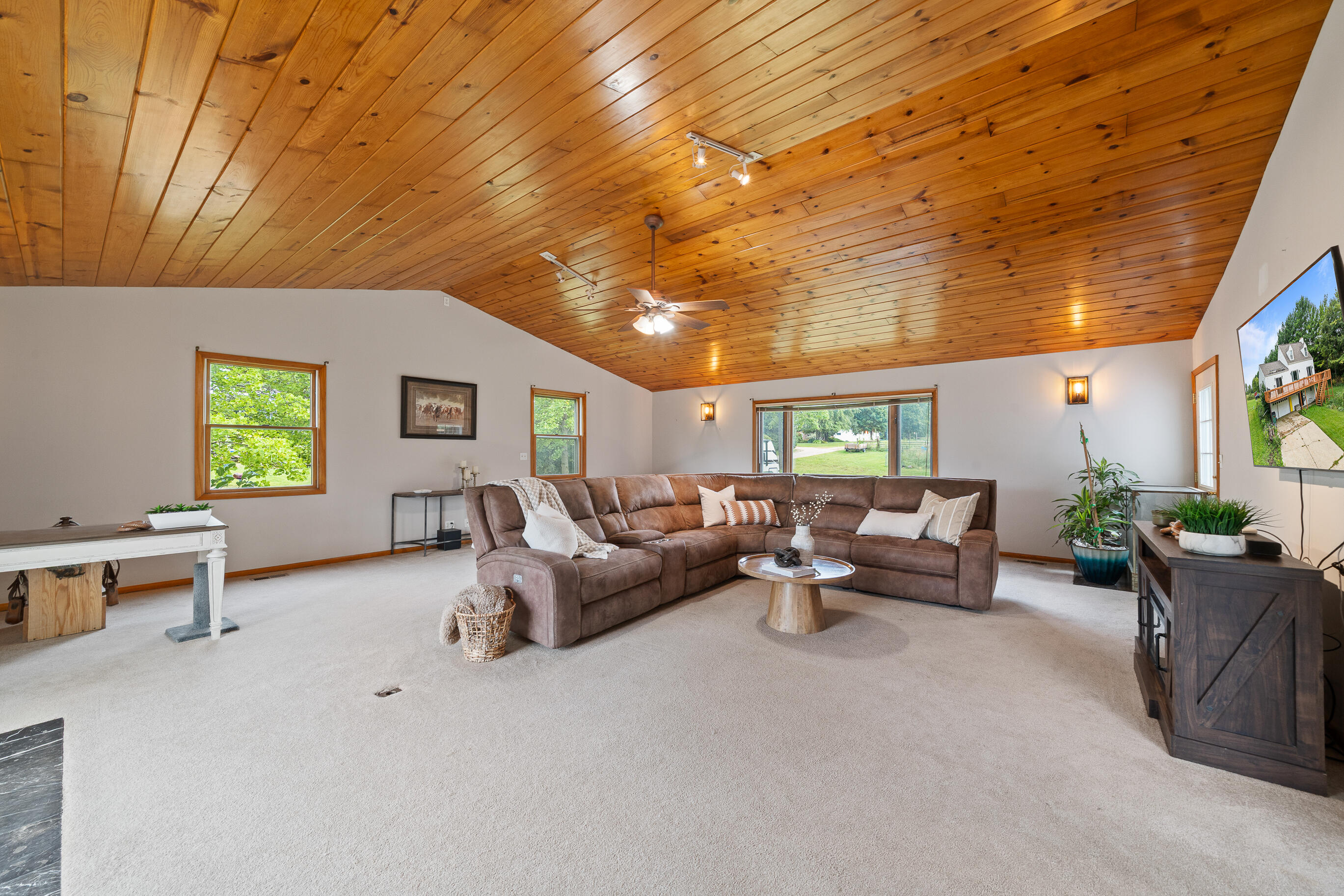 Walworth, Wisconsin 53184, United States, 3 Bedrooms Bedrooms, ,2 BathroomsBathrooms,Residential,Active,204714