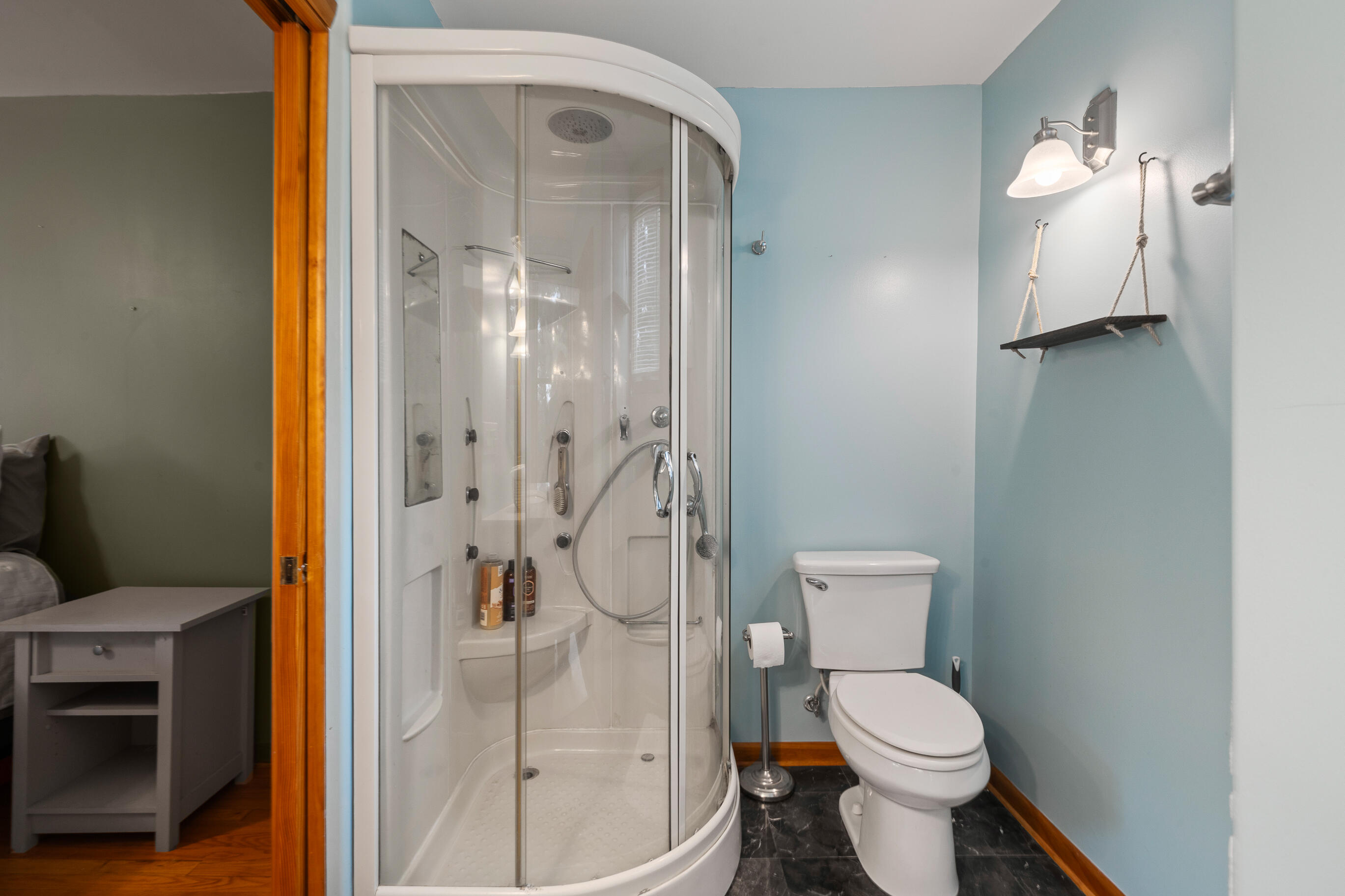 Walworth, Wisconsin 53184, United States, 3 Bedrooms Bedrooms, ,2 BathroomsBathrooms,Residential,Active,204714