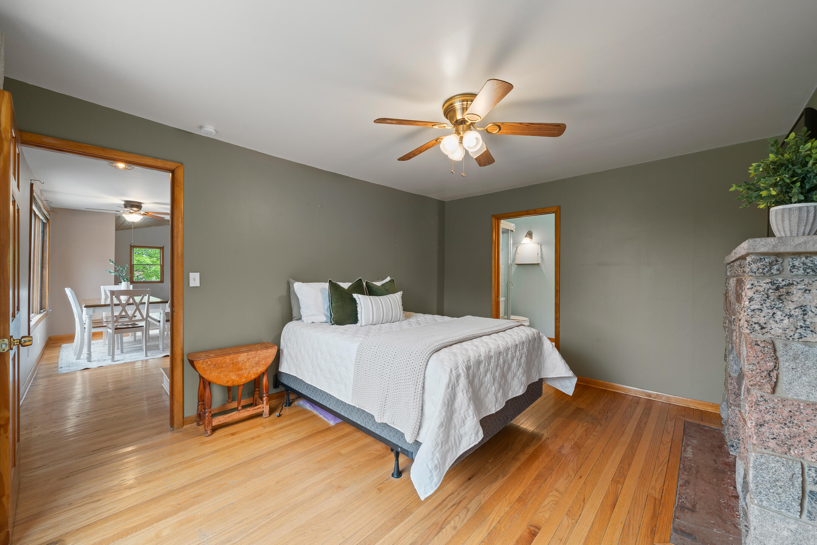 Walworth, Wisconsin 53184, United States, 3 Bedrooms Bedrooms, ,2 BathroomsBathrooms,Residential,Active,204714