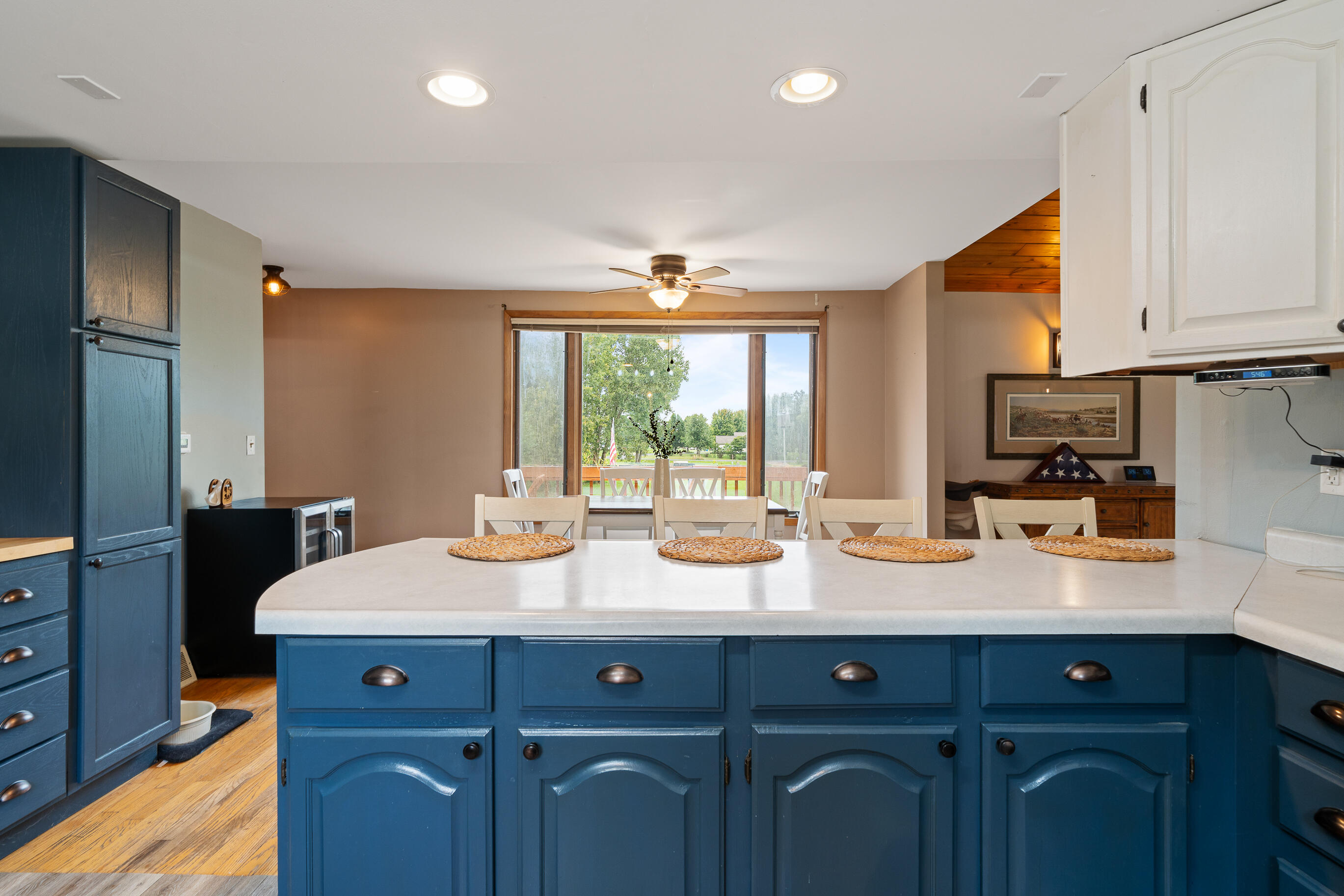 Walworth, Wisconsin 53184, United States, 3 Bedrooms Bedrooms, ,2 BathroomsBathrooms,Residential,Active,204714