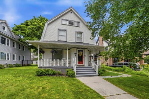Photo of 324 St Clair Ave, Sheboygan, WI 53081 (MLS # 1971694)