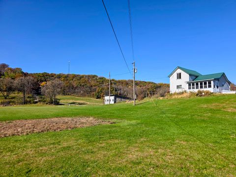 Photo of 213 Lower Ridge Rd, Ontario, WI 54651 (MLS # 1940818) Photo of 213 Lower Ridge Rd, Ontario, WI 54651 (MLS # 1940818)