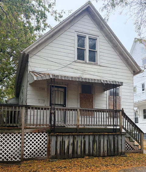 Photo of 1114 W Ring St, Milwaukee, WI 53206 (MLS # 1986492)