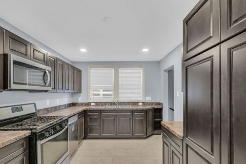 Photo of 1528 Thurston Ave, Racine, WI 53405 (MLS # 1947332)