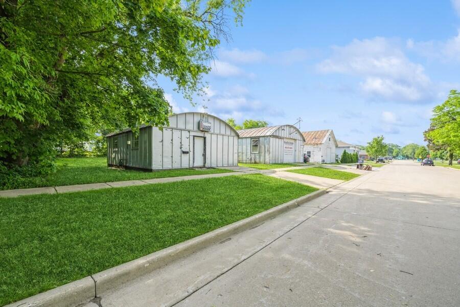 Elkhorn, Wisconsin 53121, United States, ,Commercial,Active,197189