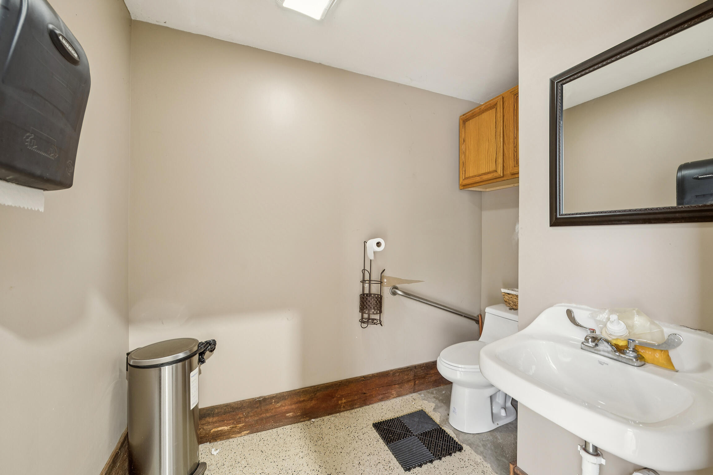 Elkhorn, Wisconsin 53121, United States, ,Commercial,Active,197189