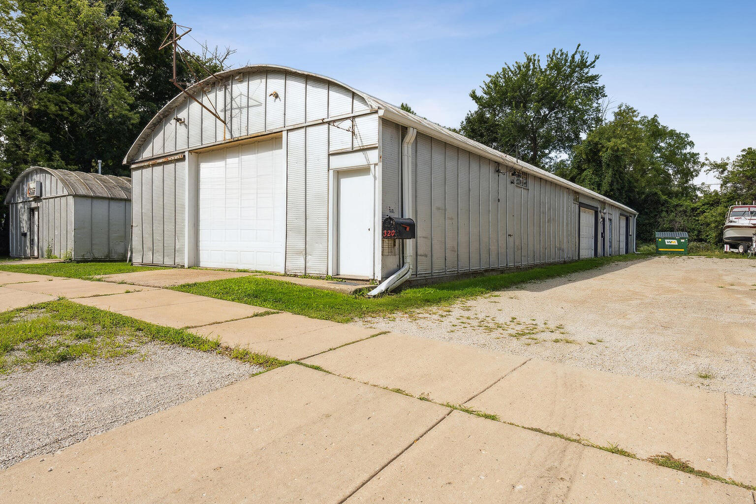 Elkhorn, Wisconsin 53121, United States, ,Commercial,Active,197189