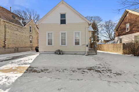 Photo of 823 Yout St, Racine, WI 53402 (MLS # 1949241)