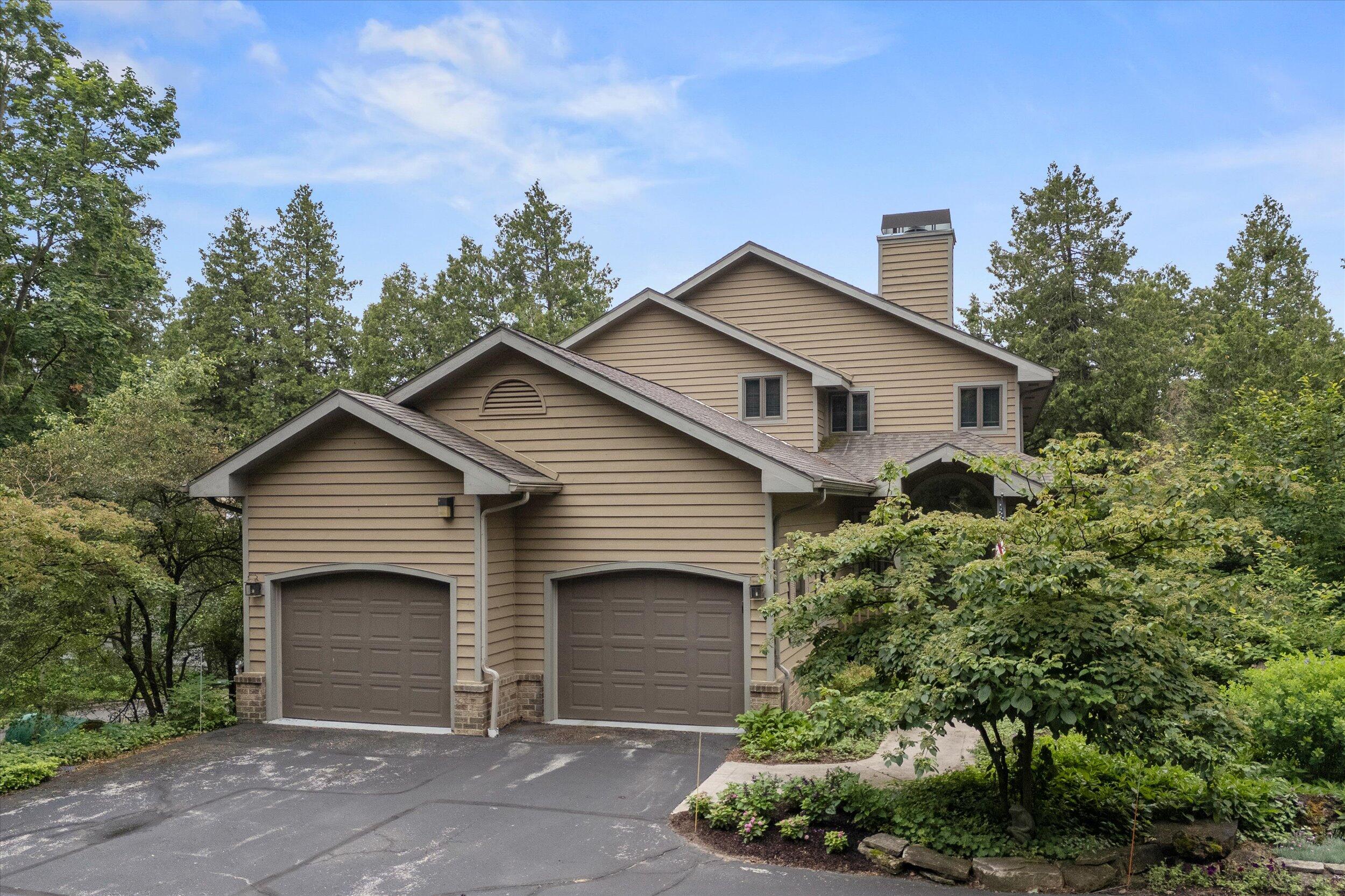 629 Sheboygan Bay Dr
