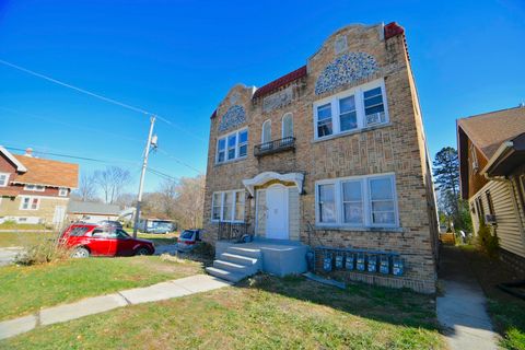 Photo of 4480 N Hopkins St, Milwaukee, WI 53209 (MLS # 1961936)