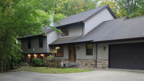 Photo of 5287 Pleasant Hill Rd, Richfield, WI 53027 (MLS # 1941168) Photo of 5287 Pleasant Hill Rd, Richfield, WI 53027 (MLS # 1941168)