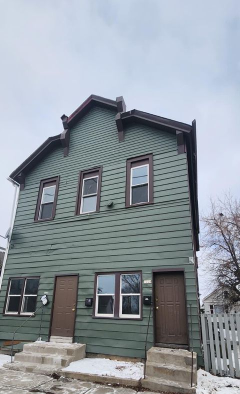 Photo of 1230 W greenfield Ave, Milwaukee, WI 53204 (MLS # 1948703)