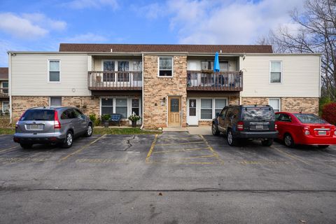 Photo of N114W16720 Crown Dr, Germantown, WI 53022 (MLS # 1972820)