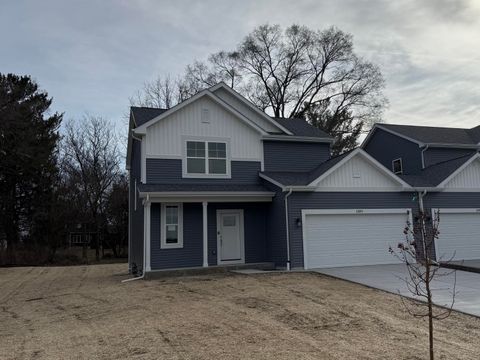 Photo of 1589 Meadowview Ct, Whitewater, WI 53190 (MLS # 1952561)