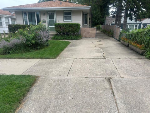 Photo of 2019 Kentucky St, Racine, WI 53405 (MLS # 1982148)