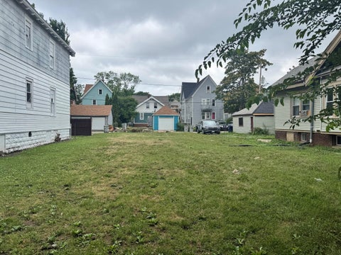 Photo of 2445 N 40th St, Milwaukee, WI 53210 (MLS # 1975500)