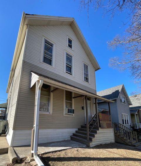 Photo of 819 S 36th St, Milwaukee, WI 53215 (MLS # 1907680)