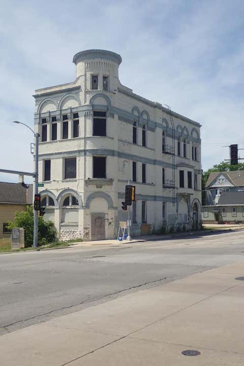 Photo of 2249 N Humboldt Ave, Milwaukee, WI 53212 (MLS # 1974739)