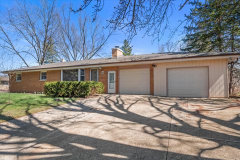 Photo of W151N7824 Hilltop Dr, Menomonee Falls, WI 53051 (MLS # 1956974)